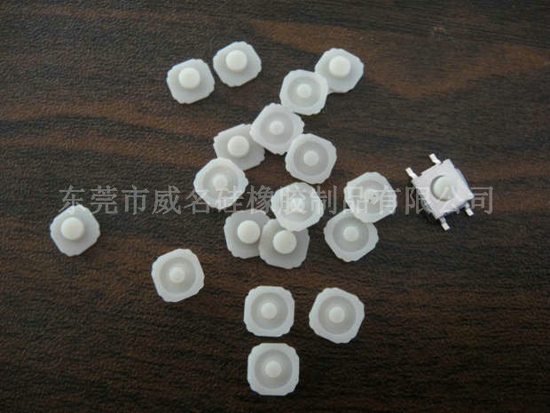 有腳單點(diǎn)硅膠按鍵，觸感非常
